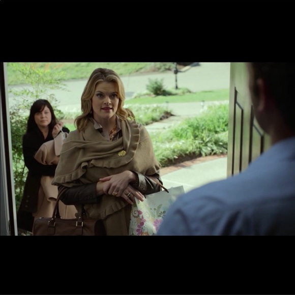 Wool scarf - Picture 4 of 4